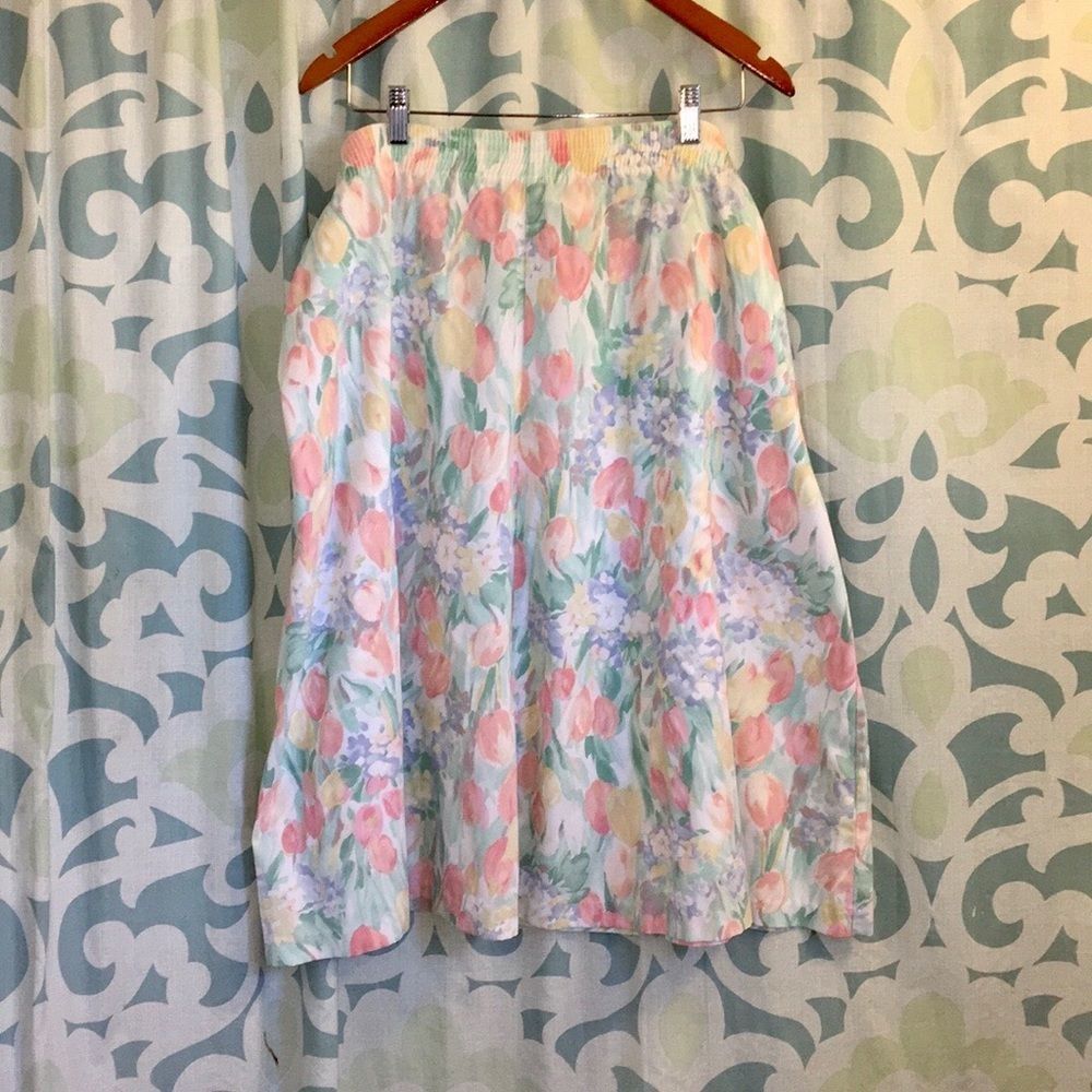 Vintage floral Skirt